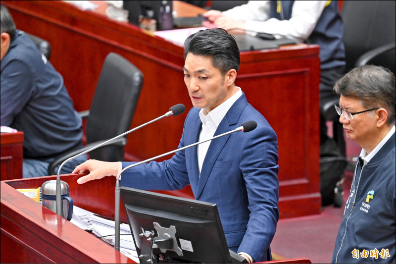 民進黨議員顏若芳提出北市長期未驗苯駢芘,市長蔣萬安不滿暴怒,還批顏若芳「雙標」。(記者陳逸寬攝) 民進黨議員顏若芳提出北市長期未驗苯駢芘,市長蔣萬安不滿暴怒,還批顏若芳「雙標」。(記者陳逸寬攝)