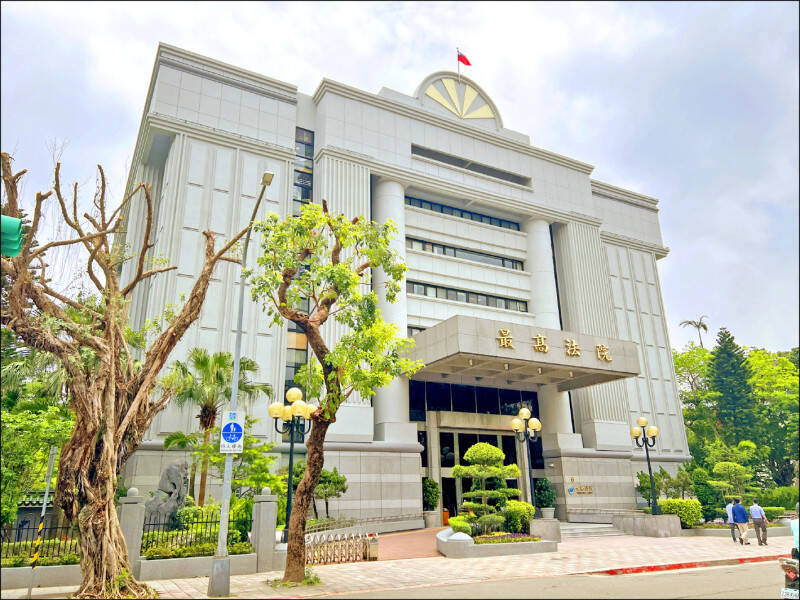 前四海幫成員錢家兆淪為共諜，最高法院昨駁回錢男的上訴，判刑3年2月定讞。（資料照）