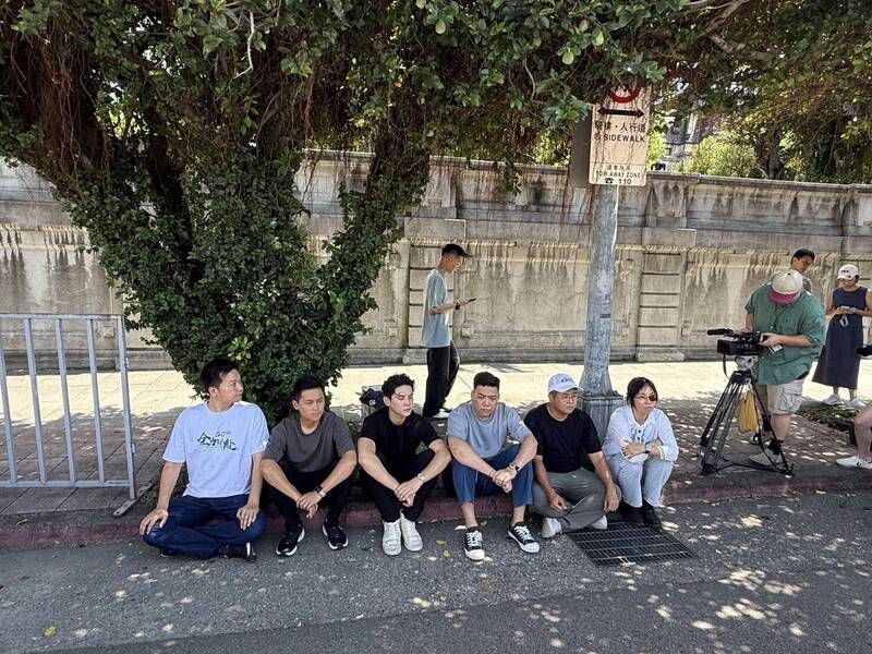 藍營小雞絕食反毒油 楊植斗:「這麼爛的衛福部」民進黨要反省