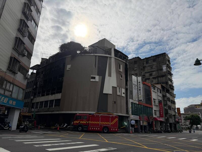 中市西北飯店大火 藝術家王水河的作品又少了一件