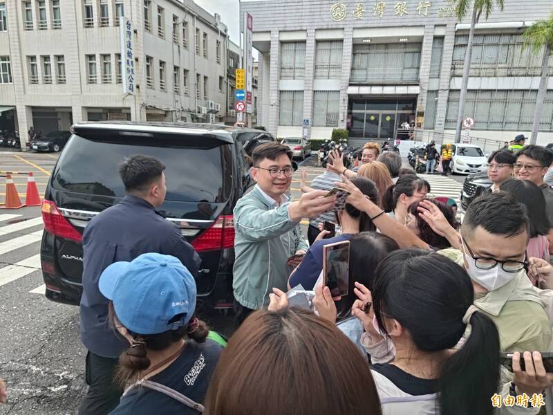 民調領先柯志恩12.6% 賴瑞隆:全力爭取更多市民認同