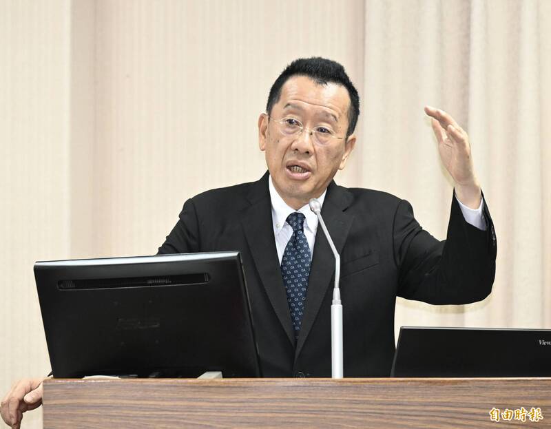 國軍以小量採購應對履約爭議 顧立雄:因今年度預算未通過無法執行