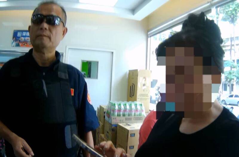 64歲婦人網戀「海外工程師」 掏萬元買點數卡險被詐