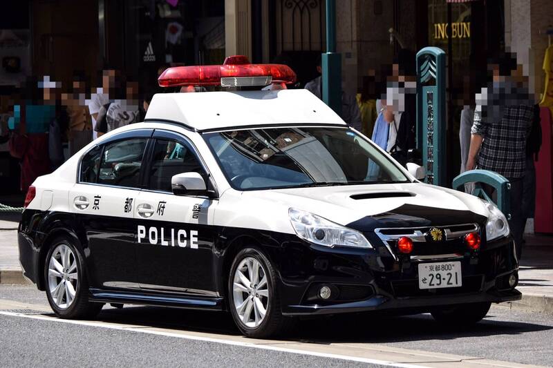 詭!日本京都燒毀車輛內尋獲1屍 另有1人倒臥車外不治