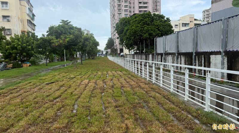 鳳山國富路旁渠道、橋梁整建完成 改善水岸環境