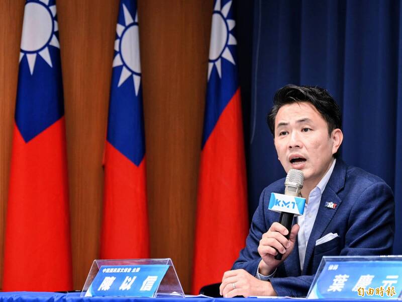 鄭麗文指頂新油沒危害健康 陳以信拿判決新聞力挺