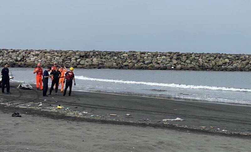 高雄旗津海域驚見男浮屍 警初判無外力介入身分待查