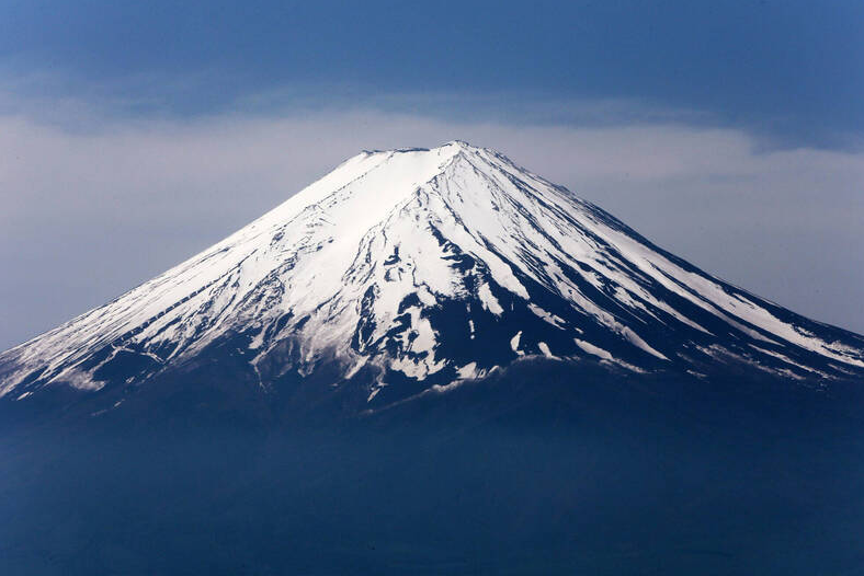 瑞士男攀富士山送醫不治 日本99歲老婦獲救