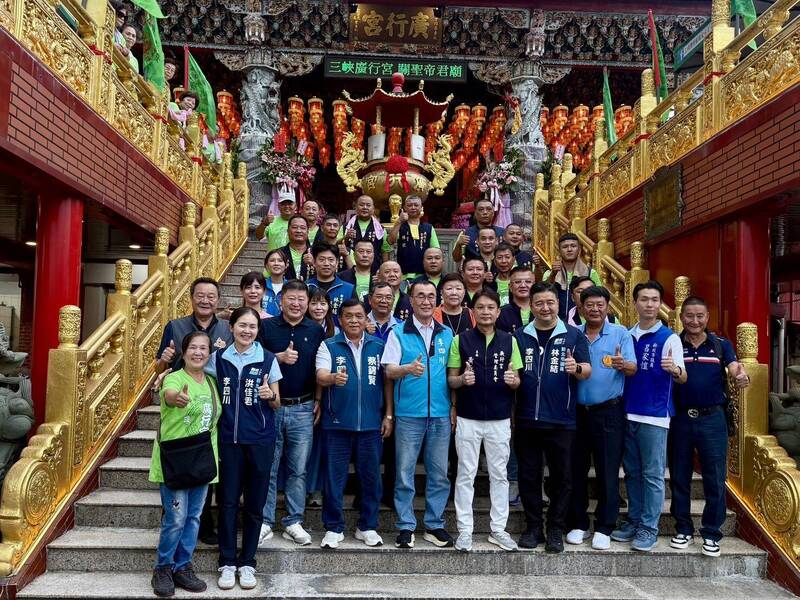 參拜三峽廣行宮 李四川承諾助擴建恩主公醫院