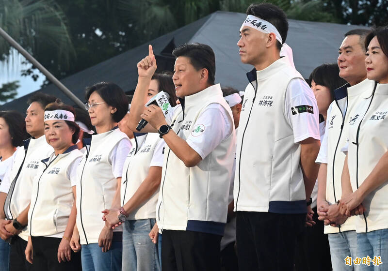 傅崐萁稱凱道反毒油超過百萬人 網友齊打臉:詐騙集團都自嘆不如