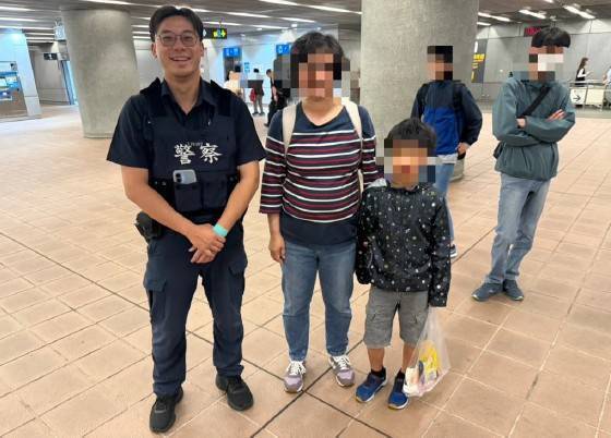 日籍男童在台走失 聽到男警開口講日文破涕為笑