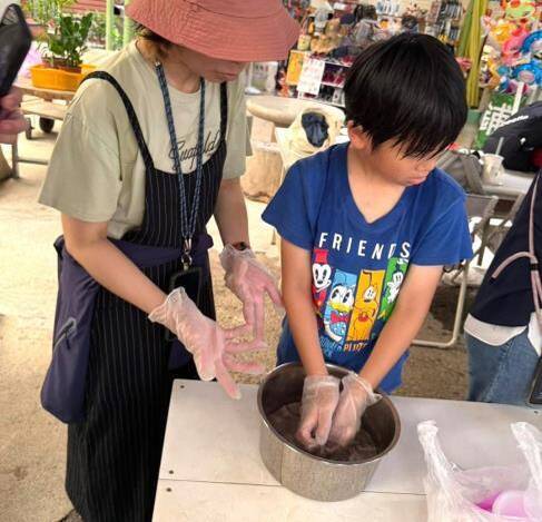 竹縣九芎湖號召千人 822一起洗愛玉、吃愛玉粄條套餐