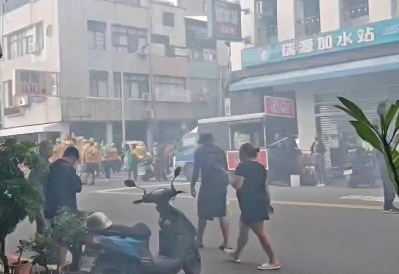 高雄廟會放鞭炮釀空污又擴音擾人 環保局:最重可罰13萬元