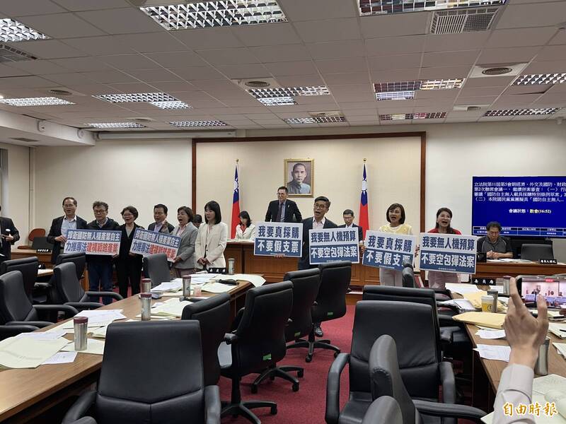 無人機條例13案送協商!照著傅崐萁劇本走 8/28恐強勢三讀