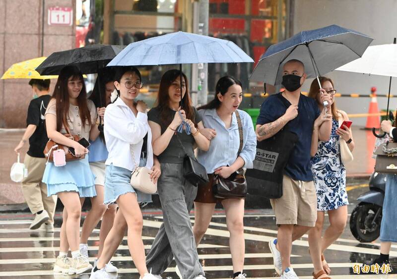 午後炸雨!氣象署:13縣市恐有短延時強降雨