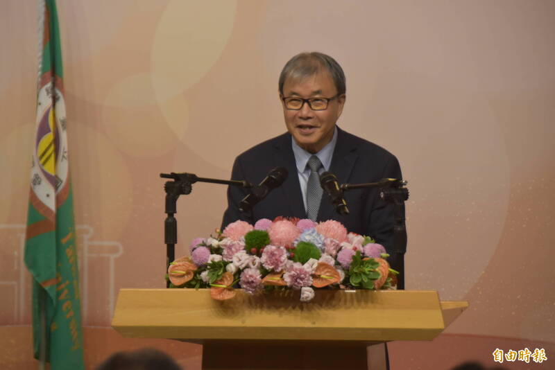 教育部長鄭英耀。（記者吳柏軒攝）