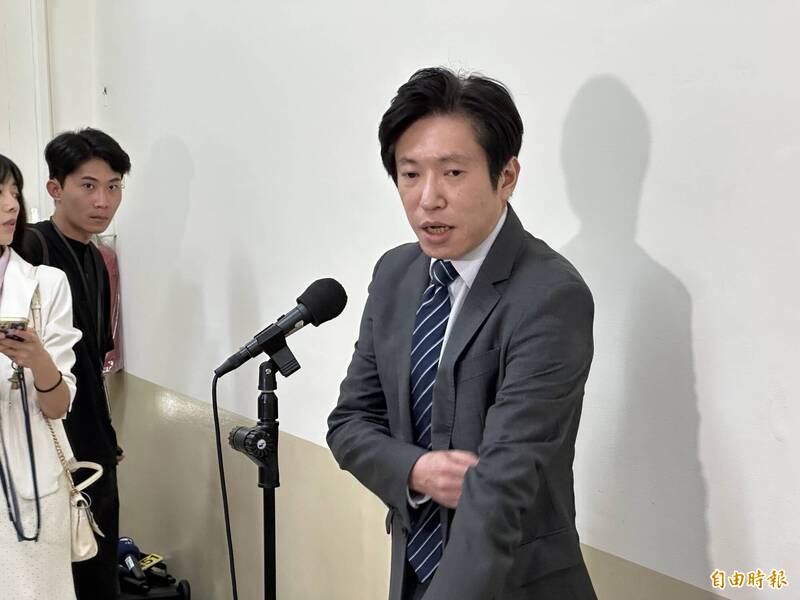 傅崐萁昨協商噴髒話「他X的」張惇涵:社會自有公論
