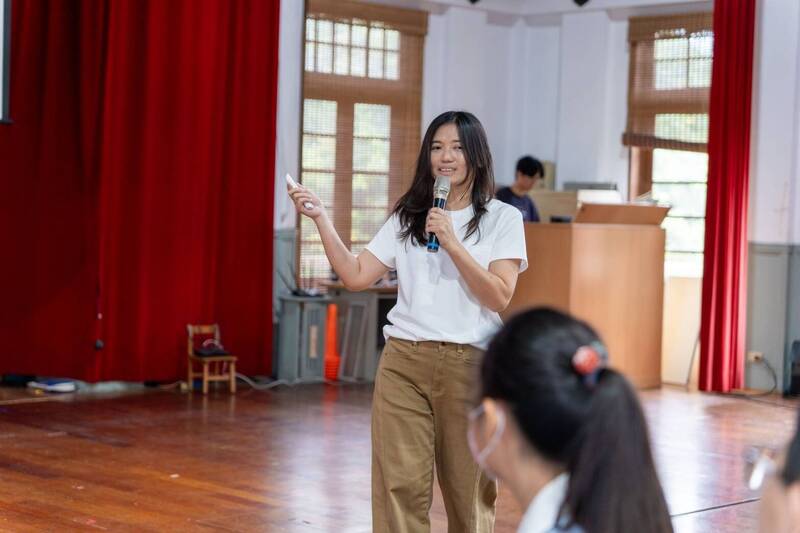 數位教學翻轉學習 南市教師用平板當「隱形助教」