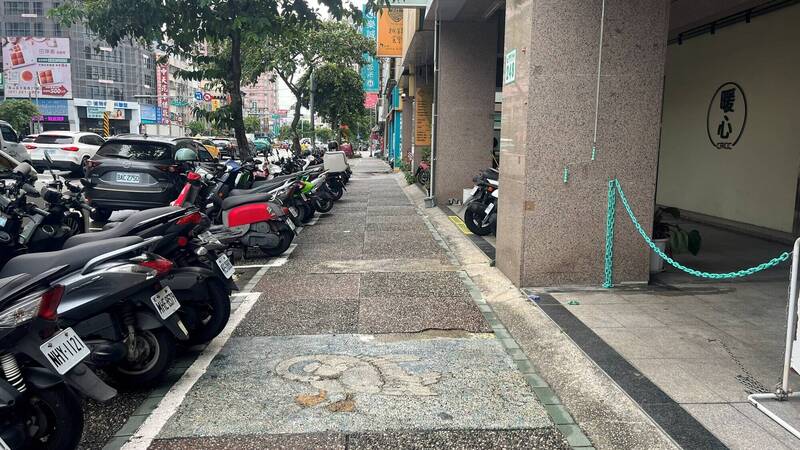 經費5000萬 高雄鳳山建國路啟動人行道改善工程