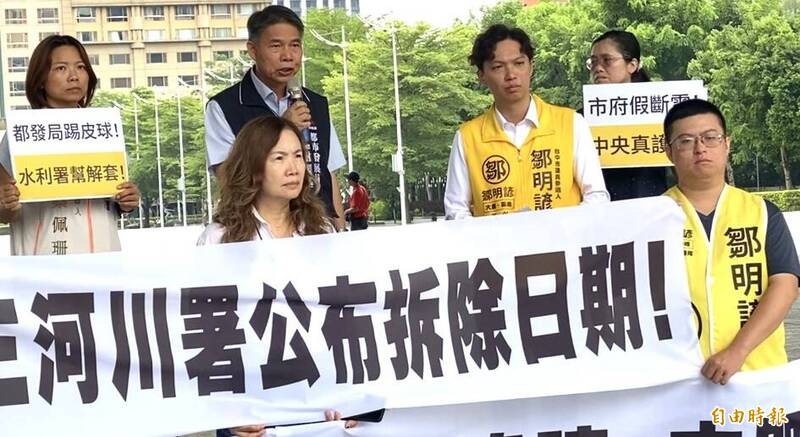 台中千坪農地違建工廠遭抗議20年 居民怒吼:明天換手另起爐灶