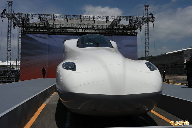 高鐵新世代列車出廠》最先進的高鐵列車明年7/1搭得到