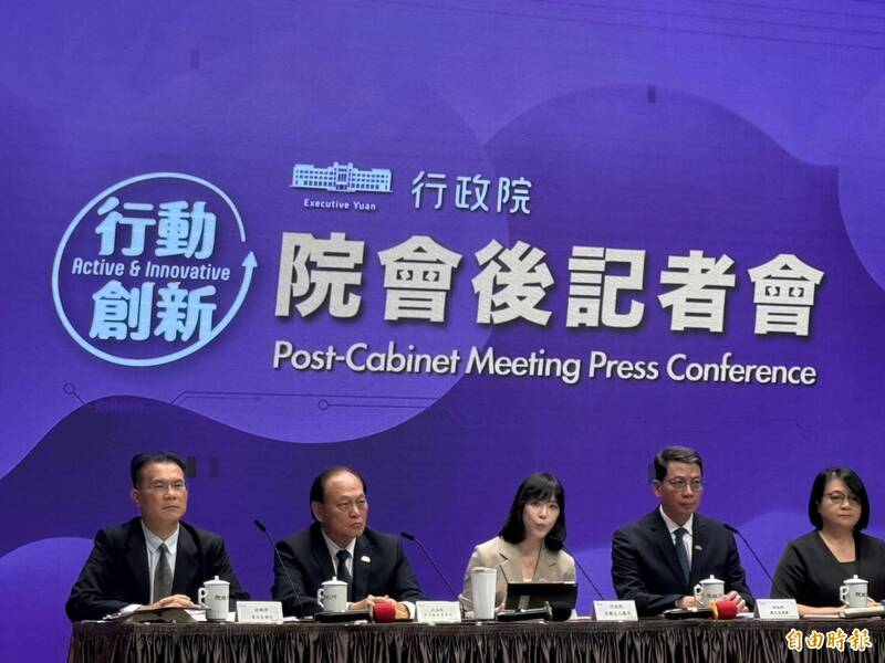 媒體三度追問石崇良、姜至剛是否請辭? 行政院:沒聽到相關消息