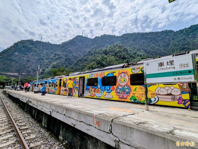 集集支線復駛旅客增50% 台鐵「城鄉尋味號」8/1首航車埕