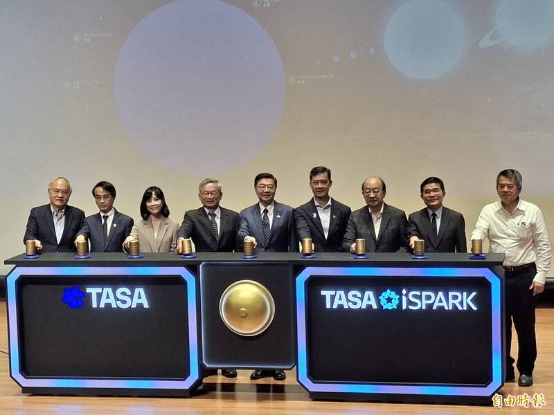 考察遇塞車卓揆曝楊頭高架1300億工程進度 將加速推動「TASA iSPARK星創基地」