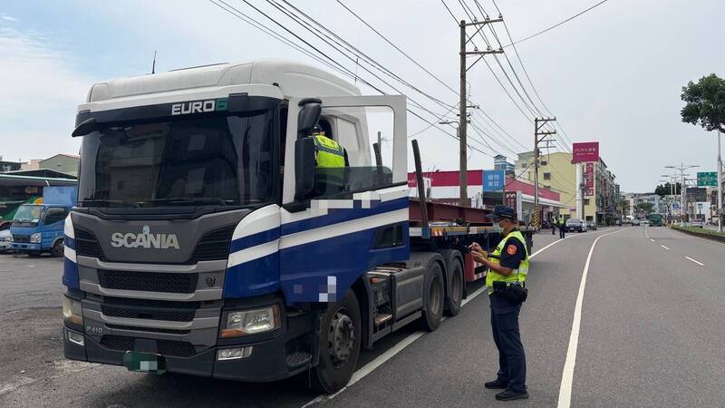 林園砂石車、機車車禍1死1重傷 警大執法