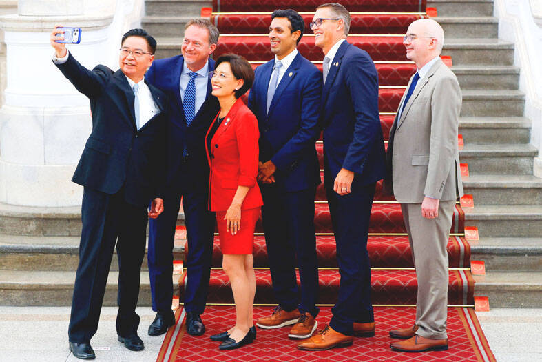 《TAIPEI TIMES》 US lawmaker urges drone bill passage
