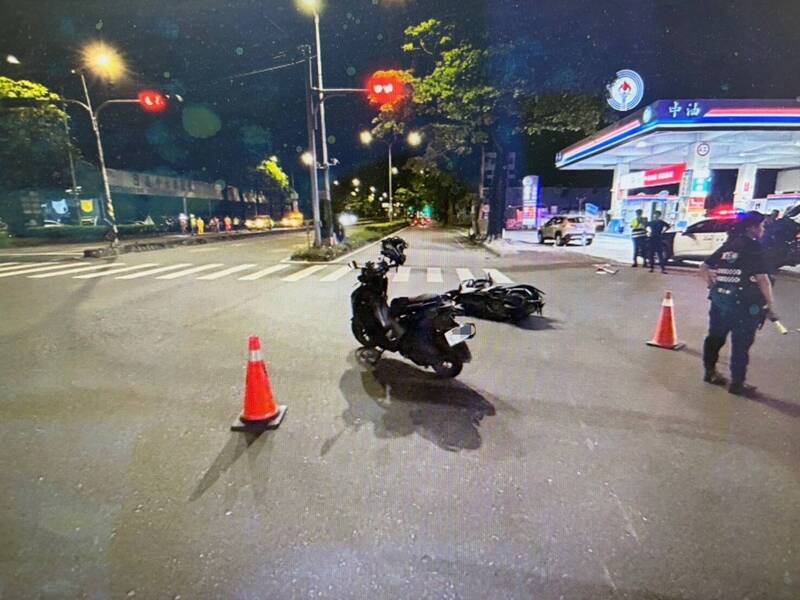 高雄仁武車禍引熱議 違規騎士翻車後狂飆國罵