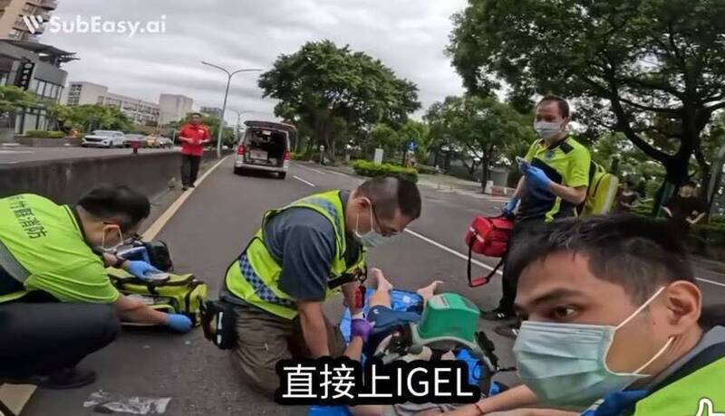 5次電擊救回!新北男遊竹北胸痛OHCA 民間、消防救護員接力搶命