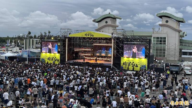 台南將軍吼音樂節最終夜 大批民眾湧入「鬥鬧熱」