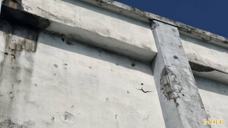 製冰廠專題2-2》花蓮漁港製冰廠 外牆有二戰美軍掃射彈孔遺跡