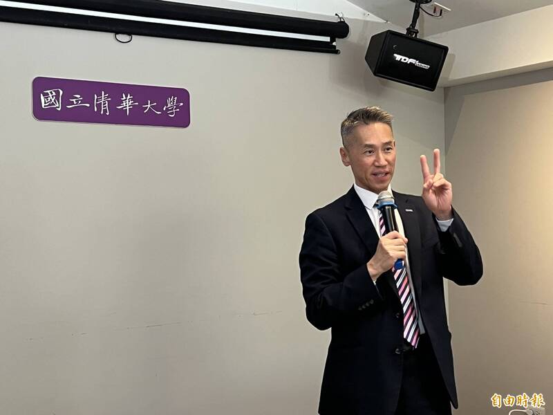 清大校長續任3天赴美覓職惹議 旅美教授陳時奮籲辭職「置之死地而後生」