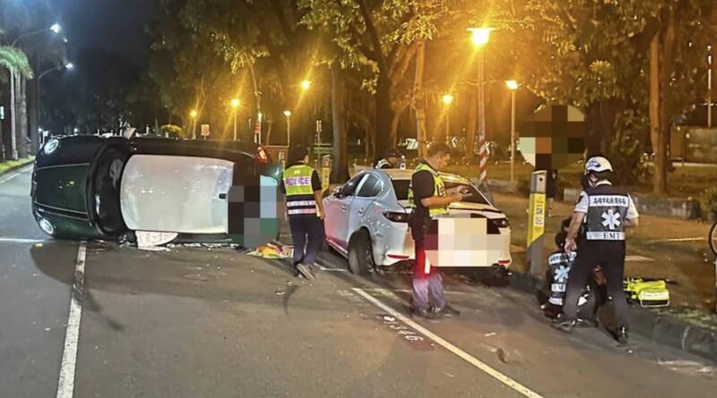 高雄女駕駛深夜追撞路邊車輛翻覆 酒測值0肇因待查