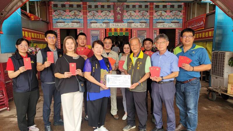 鹽水武廟關聖帝君祝壽大典 新營產業園區21家企業捐平安麵