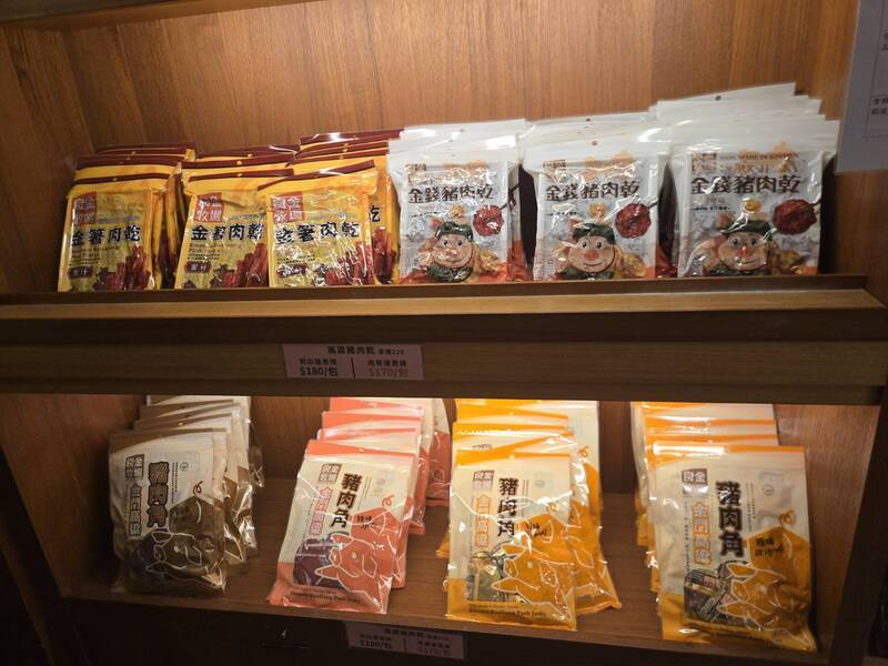 再傳海漂豬驗出非洲豬瘟!金門縣府公布可銷台廠商、產品名單