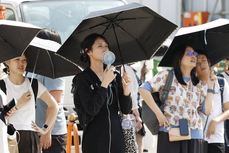 東京超熱! 6月來已超過100人熱死
