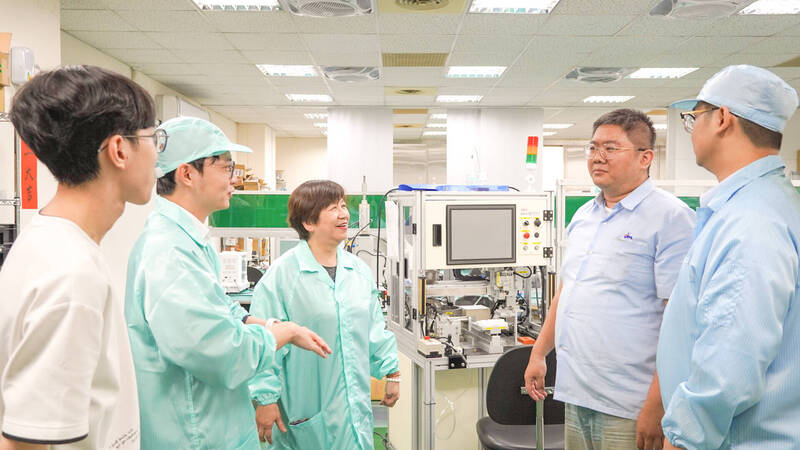 高雄科技大廠布局低軌衛星 大港實習計畫助攻人才培育