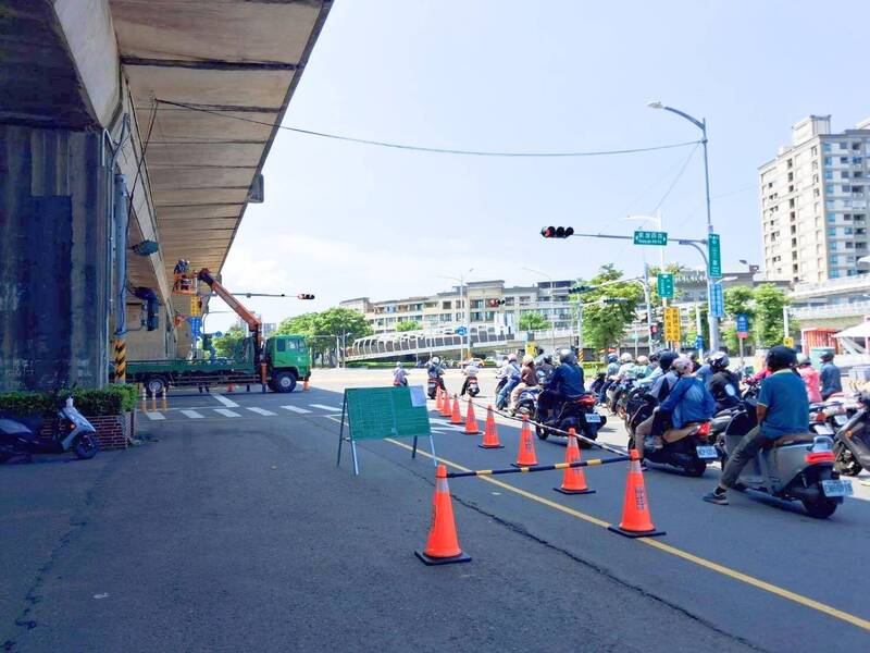 注意!高雄市區輕軌要道 下週起2天施工建議改道