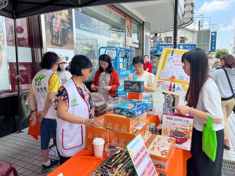 嘉義家扶中心將舉辦義賣募集助學金。(嘉義家扶中心提供) 嘉義家扶中心將舉辦義賣募集助學金。(嘉義家扶中心提供)