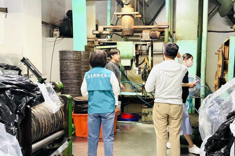 又是中國苦茶籽!百年堂苦茶油超標 嘉縣供應廠「鑫隆發」通報下架