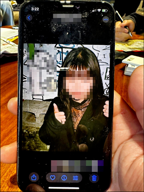 敢玩刺激一點的嗎?/男扮甜心誘裸聊 側錄勒索百男