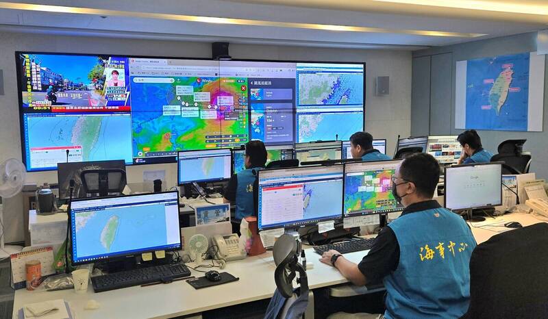 白海豚逼近!航港局:北、東海域近岸12浬船舶淨空