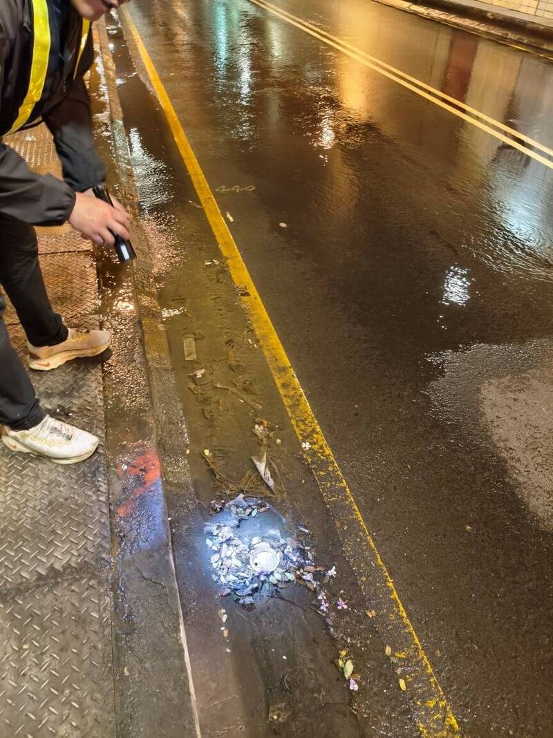 排水溝夜間清淤 高市中正地下道8/10至12部分時段封閉內側車道