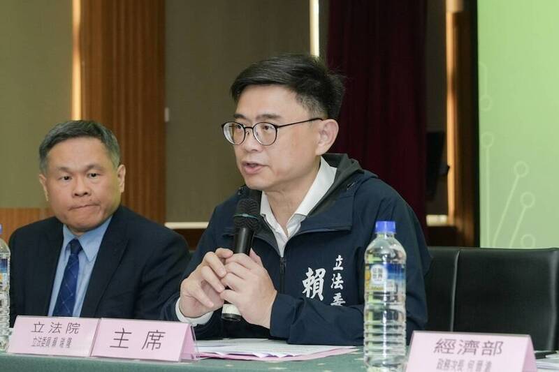 昔稱陳時中擋疫苗被打臉 賴瑞隆要求柯志恩道歉