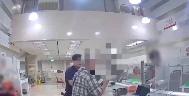 投資外幣穩賺不賠? 員警霸氣告訴老翁:百分之兩億是詐騙