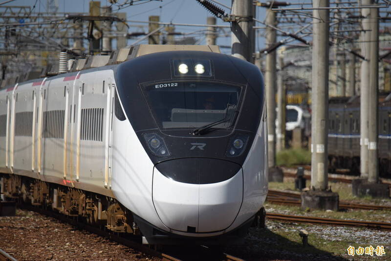 乘客講電話太大聲遭勸阻卻攻擊車長 台鐵提告