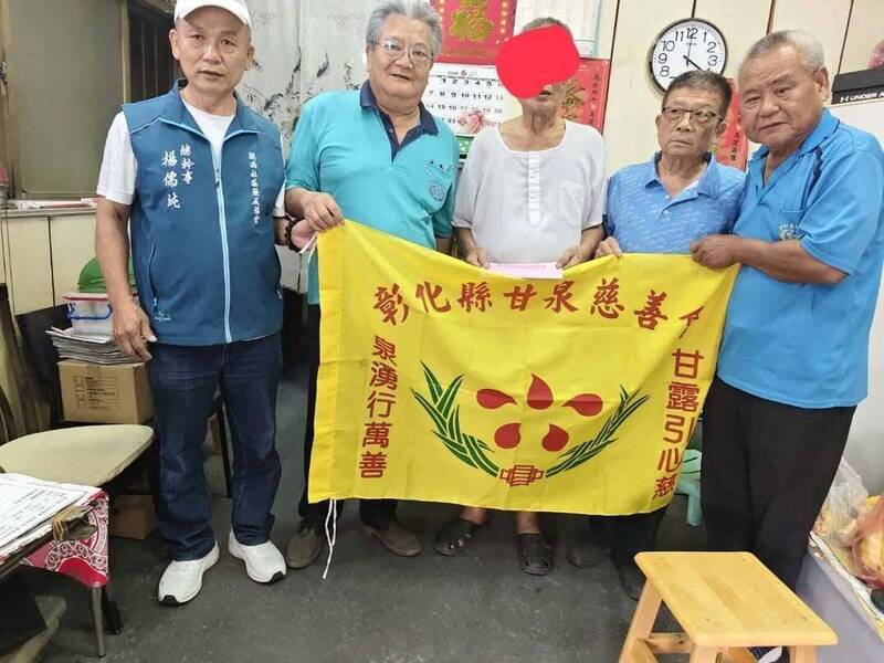 參選人沒穿競選背心挨家拜票 被當成搶匪！婦人嚇到鎖門報警